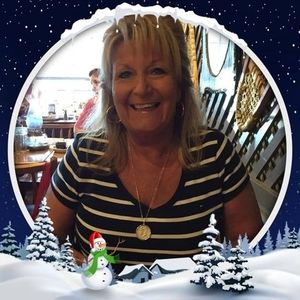 Meet your Posher, Debbie